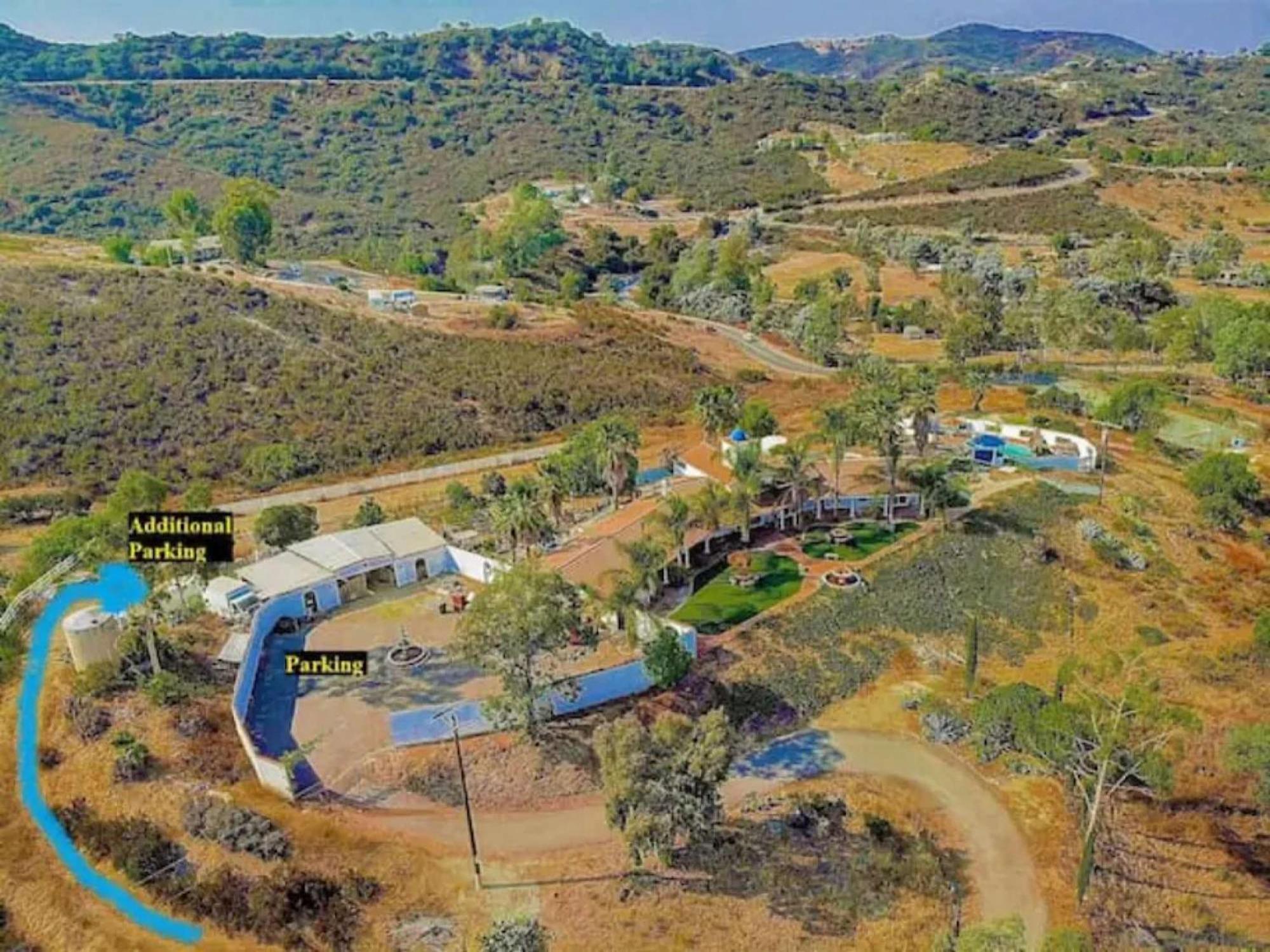 Private Home On 10 Acres - Heated Salt Pool & Jacuzzi, Mountain & City Views, Horseshoes, Basketball, Bbq, Golf Putting, Foosball, Croquet, Bose Stereo, White Cotton Bedding - Hilltop Hacienda, Pool Heat Optional Jamul Exteriör bild