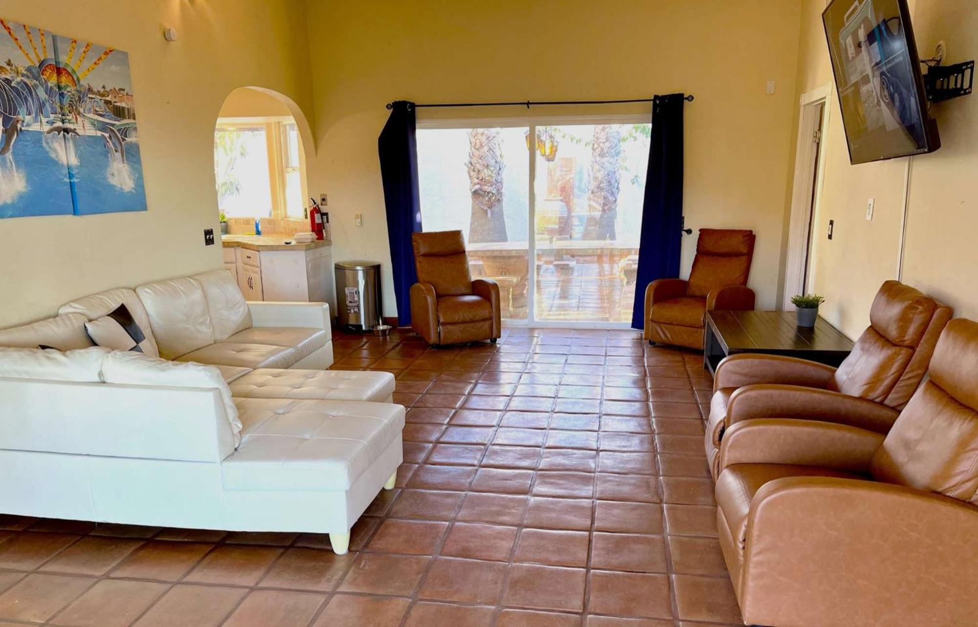 Private Home On 10 Acres - Heated Salt Pool & Jacuzzi, Mountain & City Views, Horseshoes, Basketball, Bbq, Golf Putting, Foosball, Croquet, Bose Stereo, White Cotton Bedding - Hilltop Hacienda, Pool Heat Optional Jamul Exteriör bild
