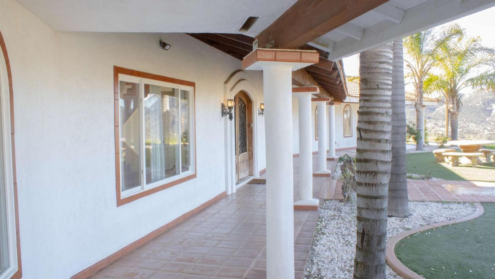 Private Home On 10 Acres - Heated Salt Pool & Jacuzzi, Mountain & City Views, Horseshoes, Basketball, Bbq, Golf Putting, Foosball, Croquet, Bose Stereo, White Cotton Bedding - Hilltop Hacienda, Pool Heat Optional Jamul Exteriör bild