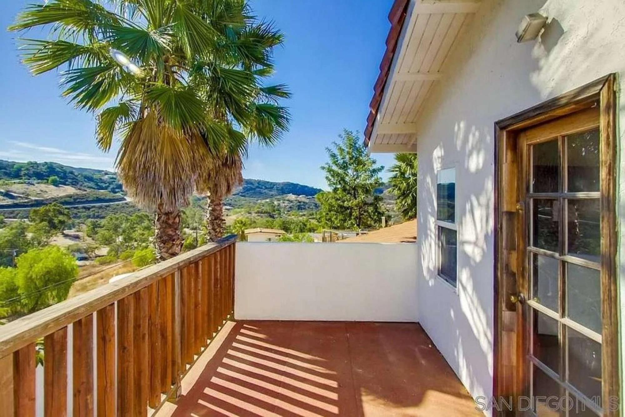 Private Home On 10 Acres - Heated Salt Pool & Jacuzzi, Mountain & City Views, Horseshoes, Basketball, Bbq, Golf Putting, Foosball, Croquet, Bose Stereo, White Cotton Bedding - Hilltop Hacienda, Pool Heat Optional Jamul Exteriör bild